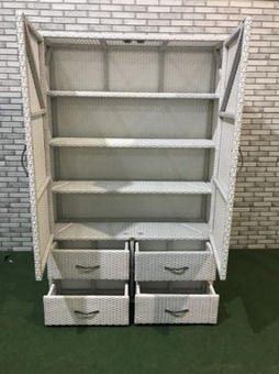 Шкаф